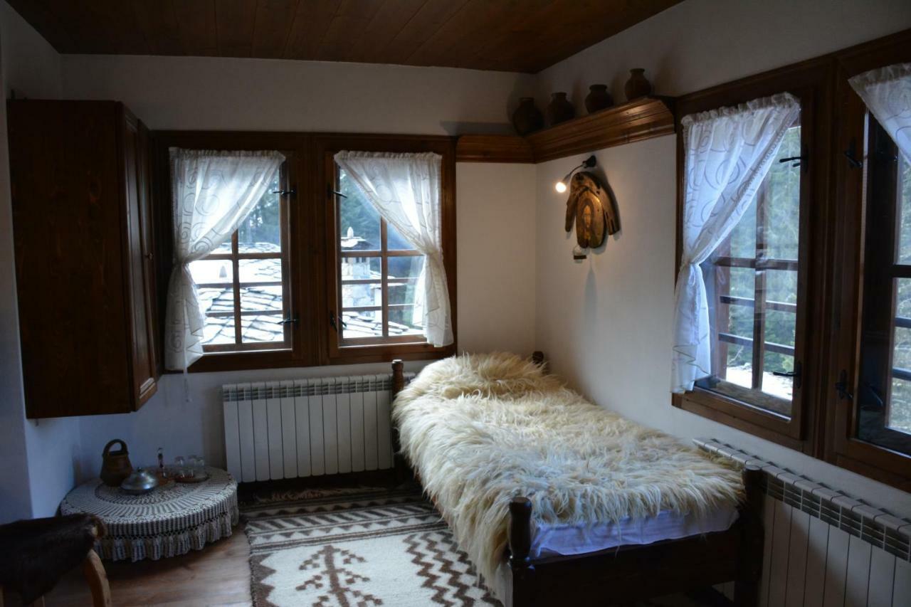 Къща За Гости Гайтана Shiroka Lŭka Exterior foto