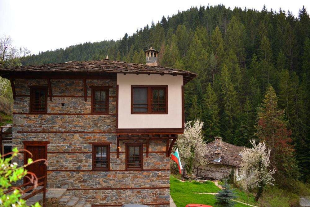 Къща За Гости Гайтана Shiroka Lŭka Exterior foto
